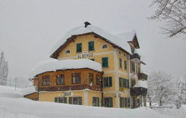 Albergo Piani Di Luzza Forni Avoltri Kültér fotó
